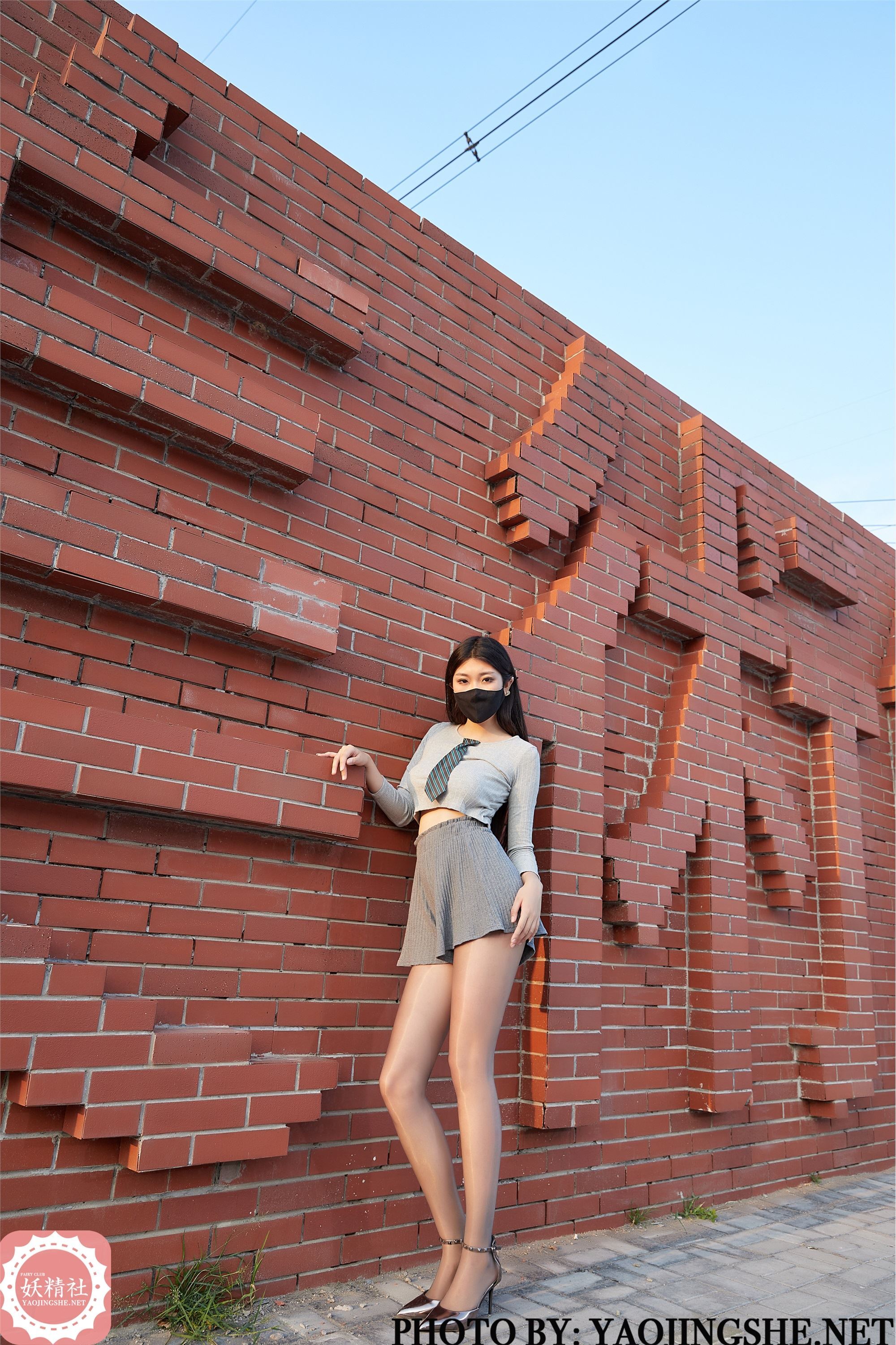 妖精社  2020.12.16 T2044《下班路上》苏伟